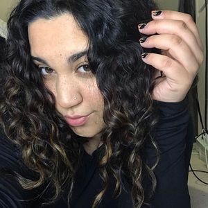 Meet your Posher, Shakara